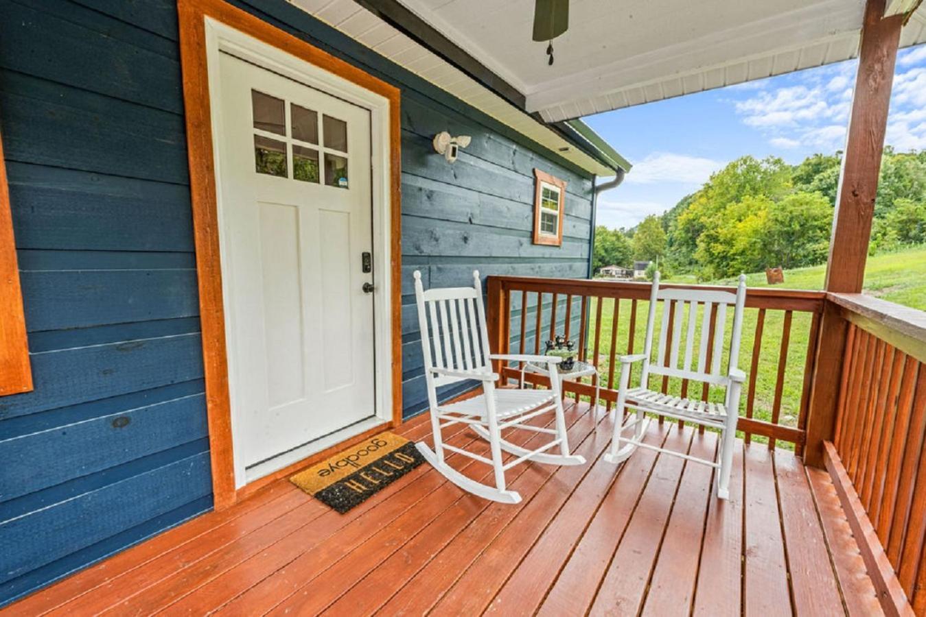 Brand New Tiny Cabin! A Bearly Adventure Sevierville Kültér fotó